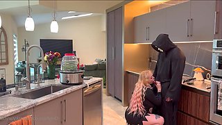 Wonderful curvy blondie adult mind-blowing movie