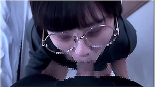 After A Junior College Student Gave Him A Nice Blow Job, He Shot A Lot Of Sperm On His Chest