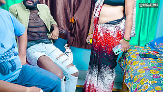 Bade Bade Dudhwali Aunty Ki Chudai Ki Honey Laga Ke Ghapghup ( Hindi Audio )