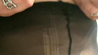 I Went to Piss but After Sucking Cock I Can't Piss