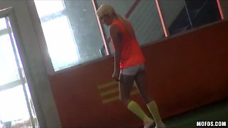 Blonda soccer player with gorgeous feet and a fat ass gets inserted