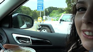 One Way To Not Get Bored On A Long Car Ride
