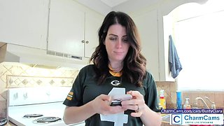 BustyCiara Sex chatroom at CharmCams