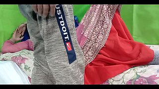 Hot Parosan Muslim Bhabhi Used to Play with My Indian Fat Cock