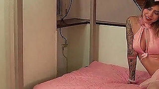 A Photo Shoot Gets Out of Control and Turns Into an Intense Interracial Threesome, I End up with My Pussy Full of Milk