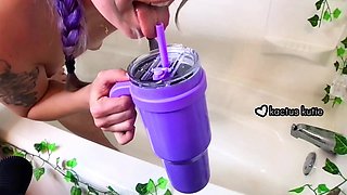 Peeing on Myself Livestream