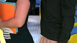 Student Humped and Fucked Inside the Bus in Public!