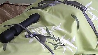 Beautiful Mummified Anna Can't Stop Herself From Cumming