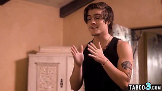 Jupiter Jetson In Stepmom Stepmom Taboo Screwing Two Big Dicks
