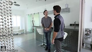 Lily Jordan foot worship - Footsie Babes