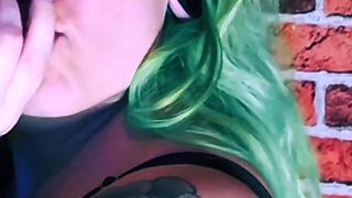 Elizabethhunny's First Gloryhole Experience