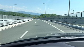 How Many Time She Pee on the 14h Road Trip
