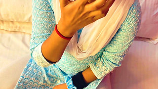 Mommy ko bete ne pela hardcore desi video
