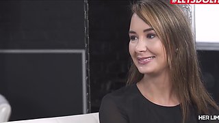 Hot and horny Freya Dee came to the session of anal pleasure in search of her limits