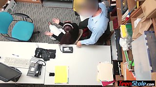 Skinny young shoplifters has a raunchy plan