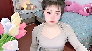 Amateur webcam asian girl