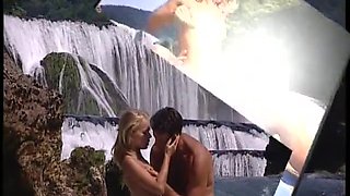 Dora Venter Is Outdoors Masturbating as She Gets Her Asshole Screwed - Private Porn Sex Videos
