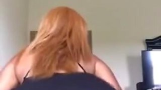 Caramel Blonde Cutie Twerking Through The House