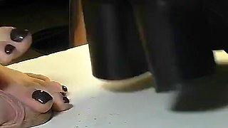 Cock Under Heels Extreme (cam 1)