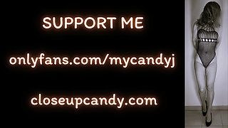 Young Gorgeous Feet Gives the Best Footjob Ever Until Orgasm