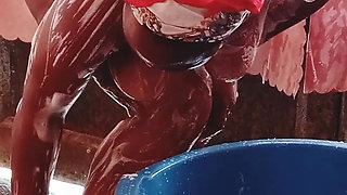 Sugarmommy Bathing After Getting Fucked 6 Rounds