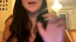 Love Chat Big Boobs Brunette Masturbating For Cam