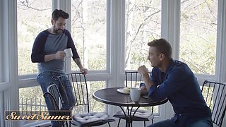 Succulent Sinner - Delilah Day & Her BEAU Ryan Work Their Way On One Another's Figures Until They Both Jism