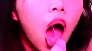 Asian amateur Mao Hamasaki demonstrated a blowjob in pov