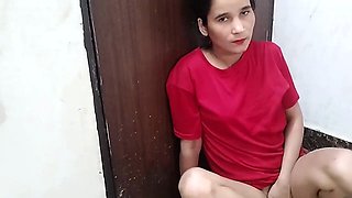 Horny Indian aunty gets down with young teens in steamy sessions