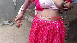 Romantic Conversation and Sweet Sex Moment with a Young Beauty