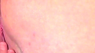 Jessica Marie kneels down and is ready to suck huge cock from gloryhole