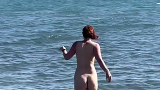 I Love It When Cool Waves Caress My Naked Body