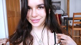Busty MILF cam babe in lingerie pussy masturbation