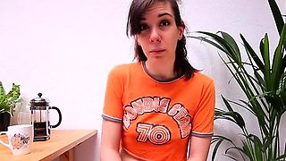 Miss Miserlou - Why I Spanked You - Babysitter Roleplay