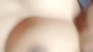 Bade boobs or Nipples daba rhi hai lovely big boobs masterbation