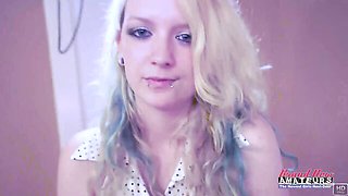 Brand New Amateurs featuring Chelsie Rae's doggystyle action