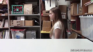 Wondrous tender voiced shoplyfter banged