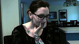 Bettie Bondage – Boss Blows You Behind Wife’s Back