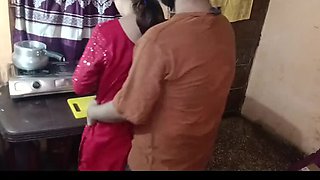 Indian Aunty Fucked in Kitchen While Cooking - Hindi Audio Full Video