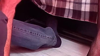 Foot worship for a sexy mature woman