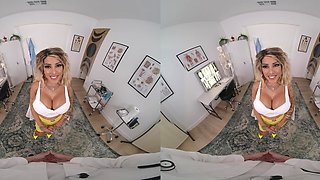 Doctor's Exam: Kitana Montana