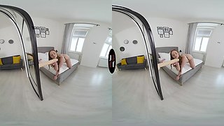 Lady Bug VR Porn: Ten Minutes To Bed Lady Bug And Monster Dildo - VirtualTaboo