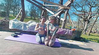 JOI Voyeur Stretching in Yogapants with my tattooed friend Anuskatzz