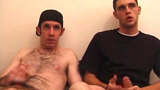 Amateurs Tag and Bama Suck Dick