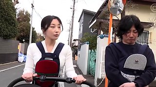 Amateur asian enjoys hardcore fuck in france