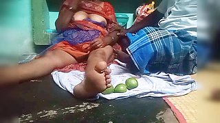 Indian Aunty Pussy Eating in Boy Friend Village Homemade