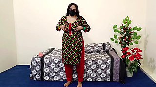 Very Hot Desi Pakistani Punjabi Aunty Dildo Riding Part 1