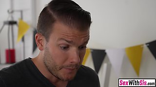 Stuck 18-years-old stepsister fucked by stepbro