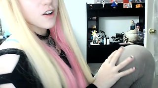 Romanian amateur webcam teen masturbate