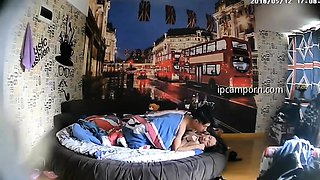 Amateur couple copulation on hidden cam